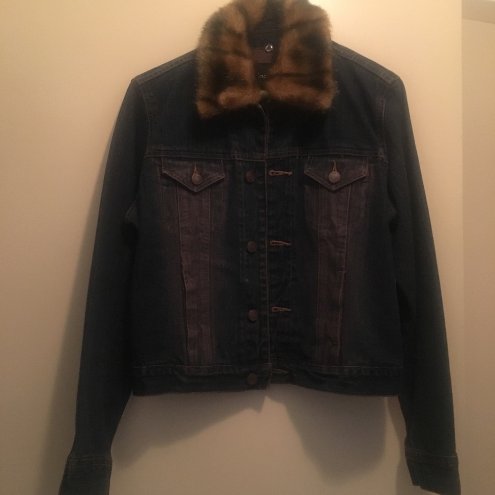 Jacket - Picture 6 of 8